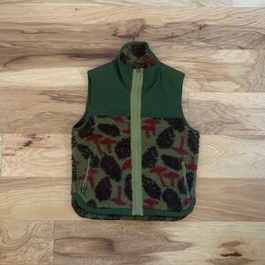 Women's Sespe Sherpa Vest - Green Moss Woodland / S